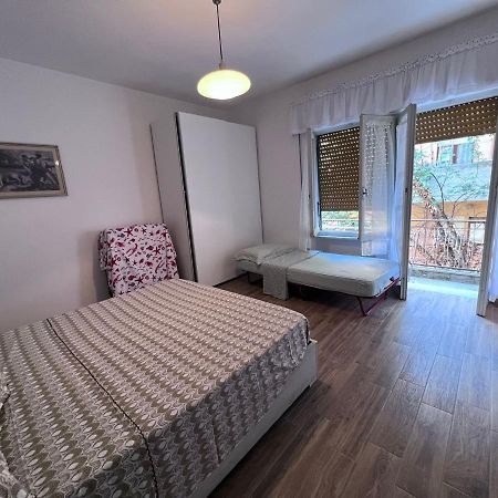 Bed and Breakfast Casa Riri Сан-Бенедетто-дель-Тронто Екстер'єр фото