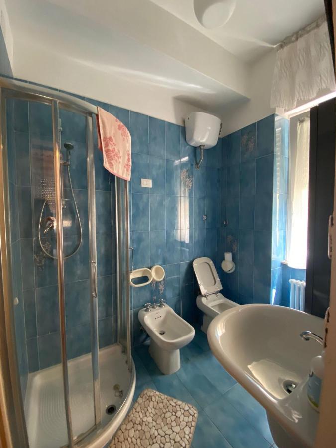Bed and Breakfast Casa Riri Сан-Бенедетто-дель-Тронто Екстер'єр фото