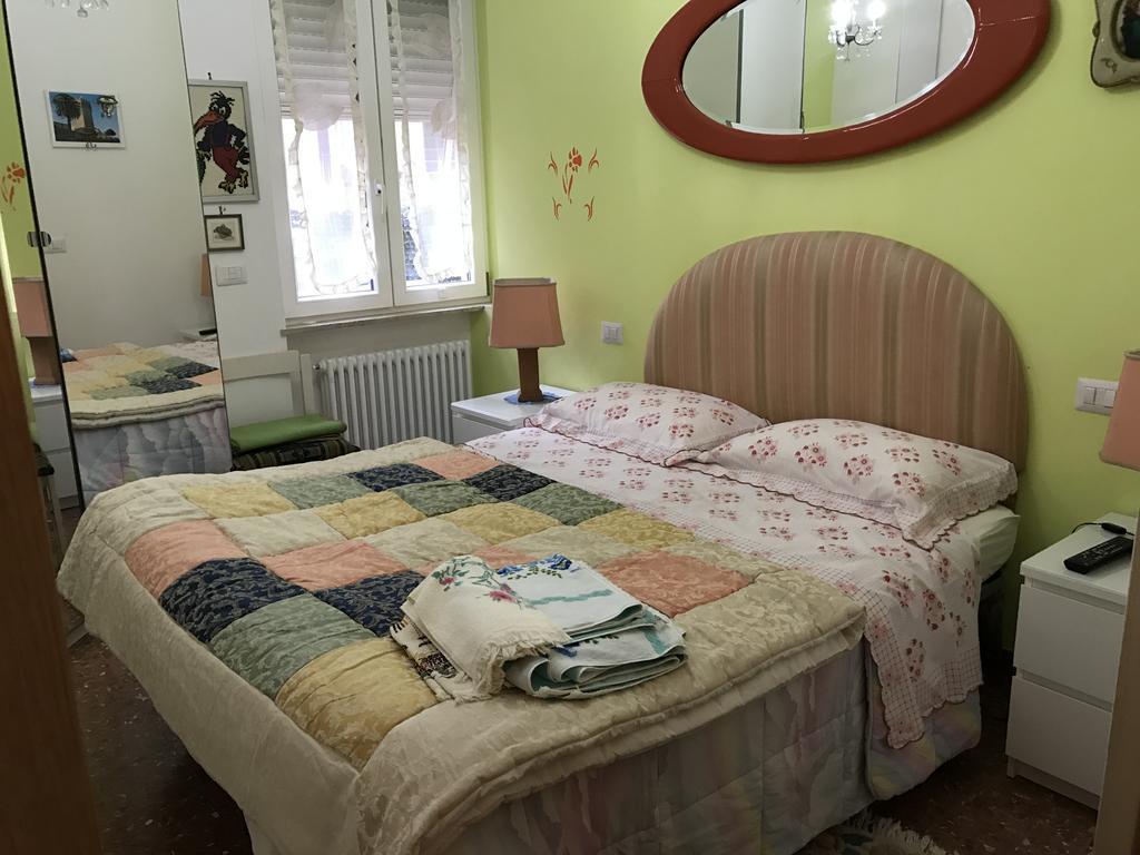 Bed and Breakfast Casa Riri Сан-Бенедетто-дель-Тронто Екстер'єр фото